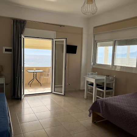 Pelini Apartman Kalamáki Kültér fotó