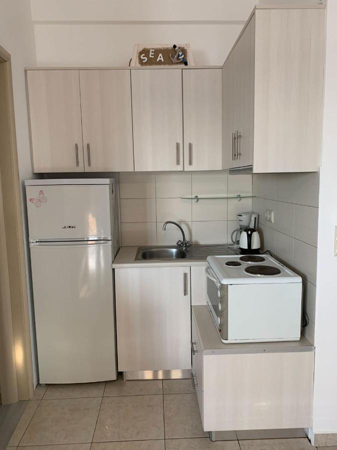 Pelini Apartman Kalamáki Kültér fotó